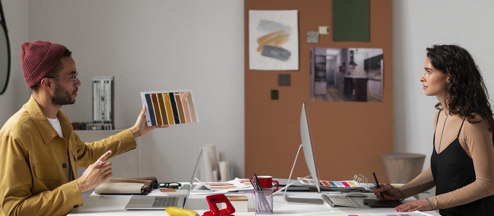 interior-designer-working-out-office